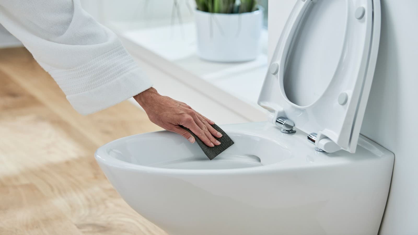 IDO -tuotteiden puhdistus ja huolto IDO -tuotteiden puhdistus ja huolto